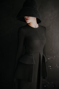 BLACK WOOL DRESS WITH OPEN FRONT AND POCKETS